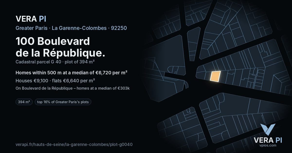100 Boulevard de la République, La Garenne-Colombes at night – the plot lit, the parcels around coloured by the prices near them