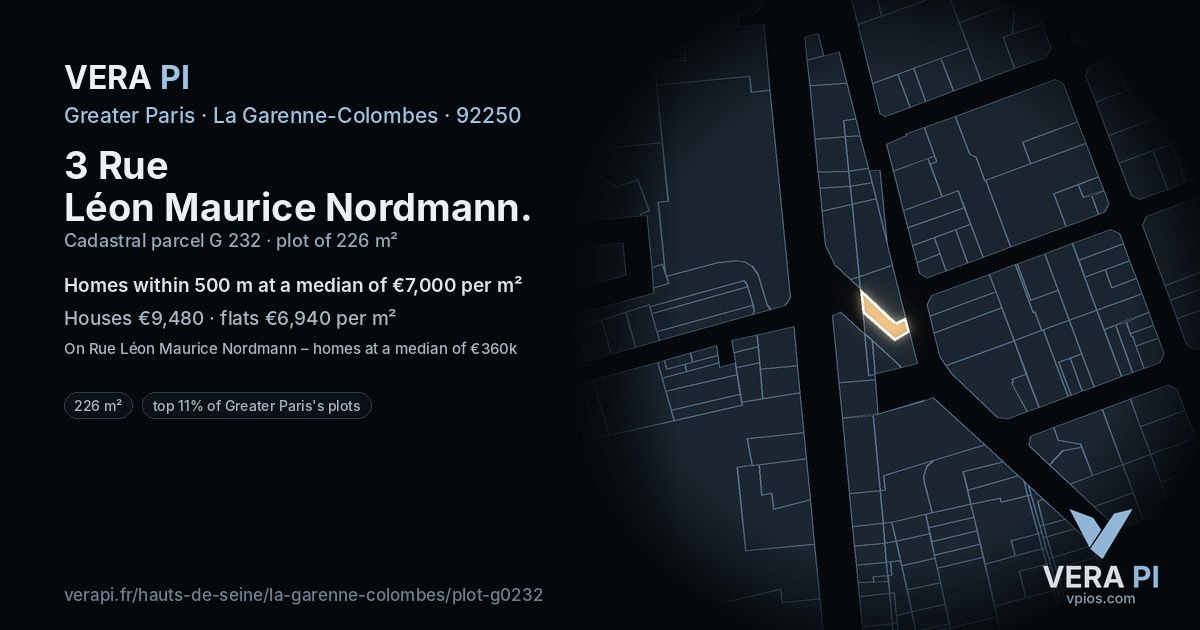 3 Rue Léon Maurice Nordmann, La Garenne-Colombes at night – the plot lit, the parcels around coloured by the prices near them