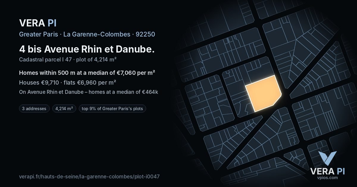 4 bis Avenue Rhin et Danube, La Garenne-Colombes at night – the plot lit, the parcels around coloured by the prices near them