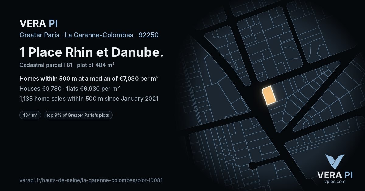 1 Place Rhin et Danube, La Garenne-Colombes at night – the plot lit, the parcels around coloured by the prices near them
