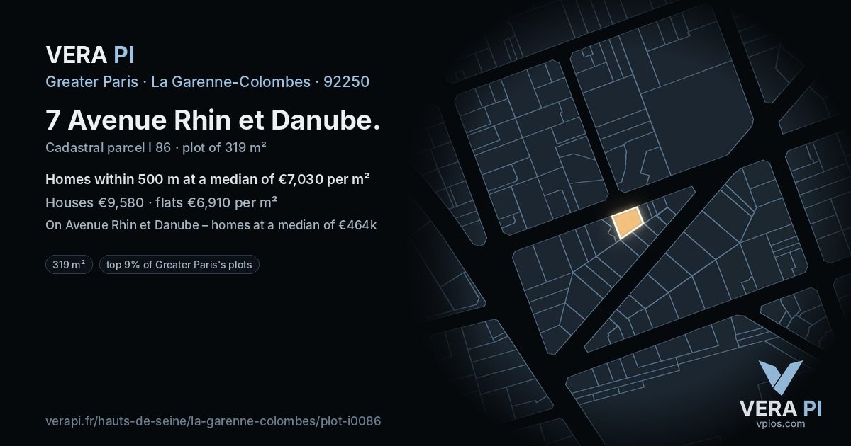 7 Avenue Rhin et Danube, La Garenne-Colombes at night – the plot lit, the parcels around coloured by the prices near them