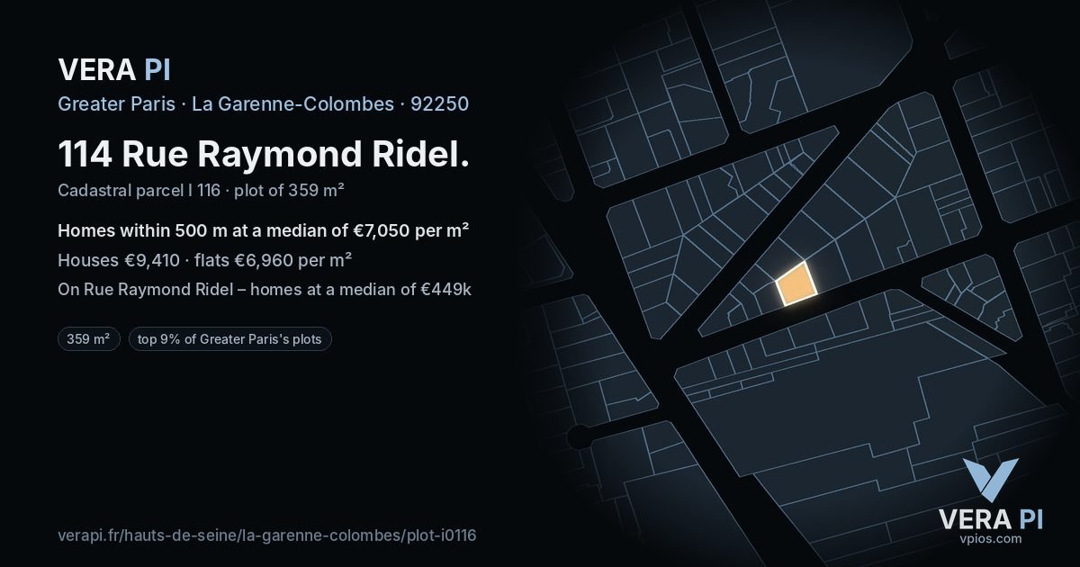 114 Rue Raymond Ridel, La Garenne-Colombes at night – the plot lit, the parcels around coloured by the prices near them