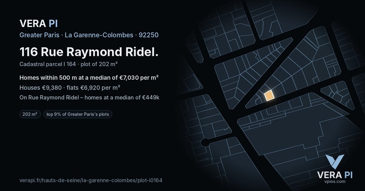 116 Rue Raymond Ridel, La Garenne-Colombes at night – the plot lit, the parcels around coloured by the prices near them