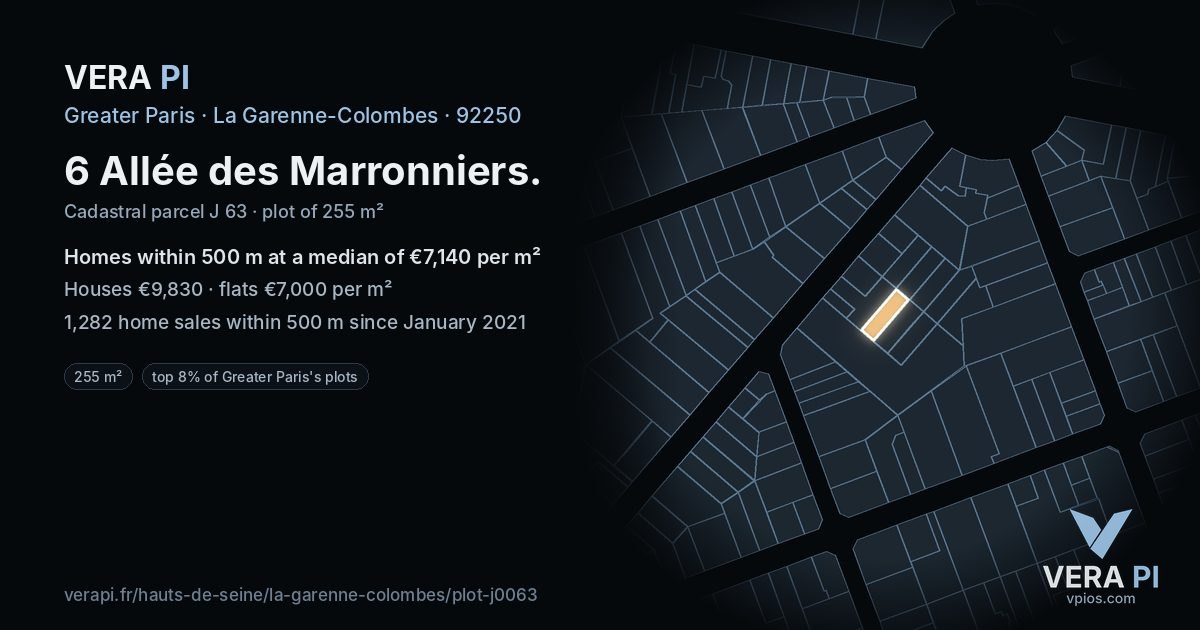 6 Allée des Marronniers, La Garenne-Colombes at night – the plot lit, the parcels around coloured by the prices near them