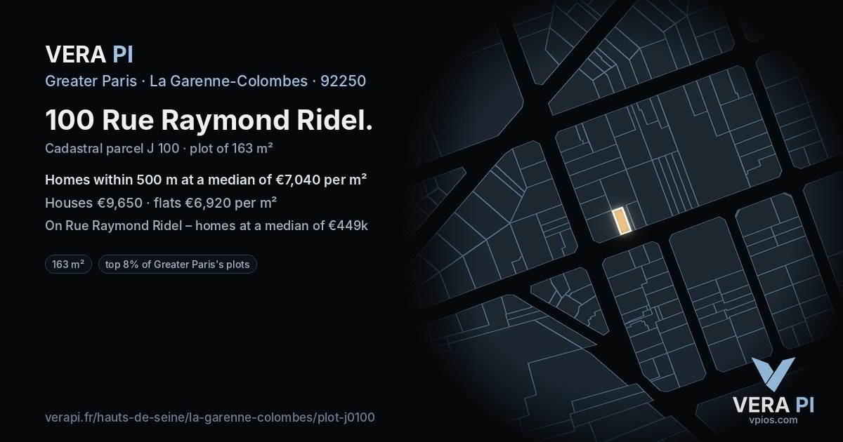 100 Rue Raymond Ridel, La Garenne-Colombes at night – the plot lit, the parcels around coloured by the prices near them