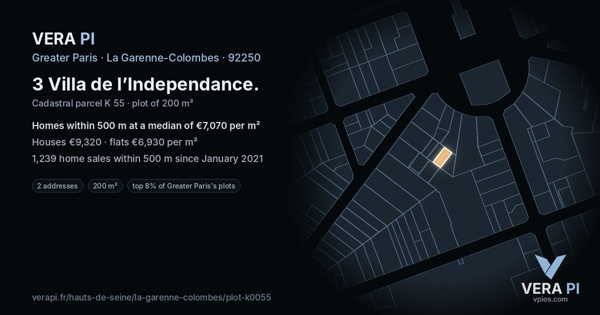 3 Villa de l’Independance, La Garenne-Colombes at night – the plot lit, the parcels around coloured by the prices near them