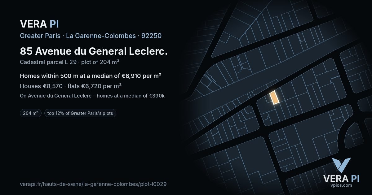 85 Avenue du General Leclerc, La Garenne-Colombes at night – the plot lit, the parcels around coloured by the prices near them