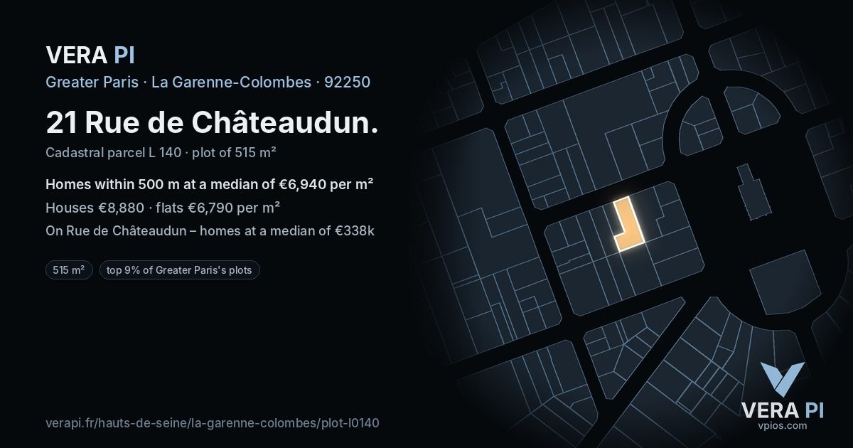 21 Rue de Châteaudun, La Garenne-Colombes at night – the plot lit, the parcels around coloured by the prices near them