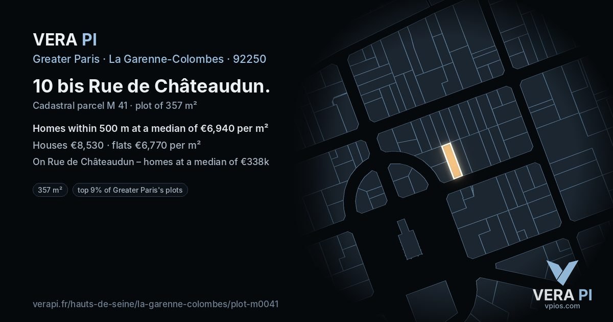 10 bis Rue de Châteaudun, La Garenne-Colombes at night – the plot lit, the parcels around coloured by the prices near them