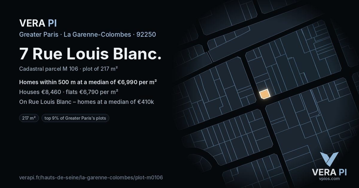 7 Rue Louis Blanc, La Garenne-Colombes at night – the plot lit, the parcels around coloured by the prices near them