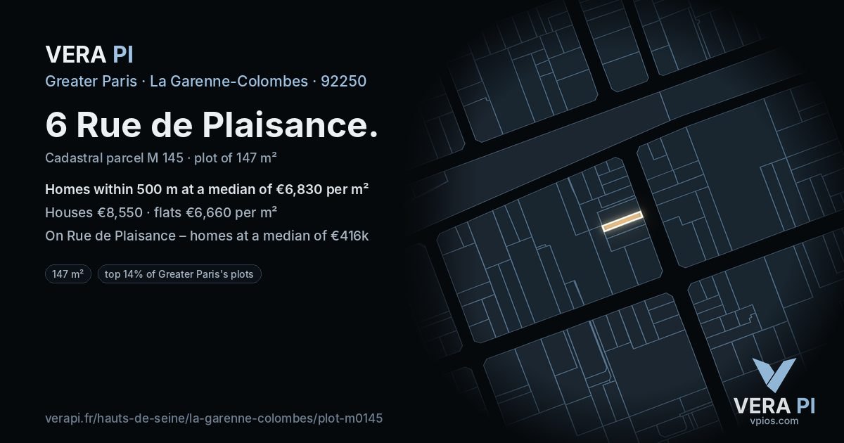 6 Rue de Plaisance, La Garenne-Colombes at night – the plot lit, the parcels around coloured by the prices near them
