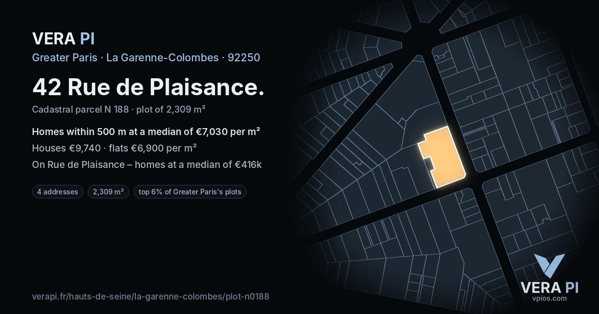 42 Rue de Plaisance, La Garenne-Colombes at night – the plot lit, the parcels around coloured by the prices near them