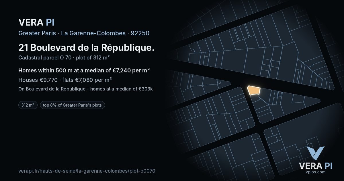 21 Boulevard de la République, La Garenne-Colombes at night – the plot lit, the parcels around coloured by the prices near them