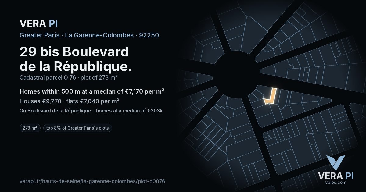 29 bis Boulevard de la République, La Garenne-Colombes at night – the plot lit, the parcels around coloured by the prices near them