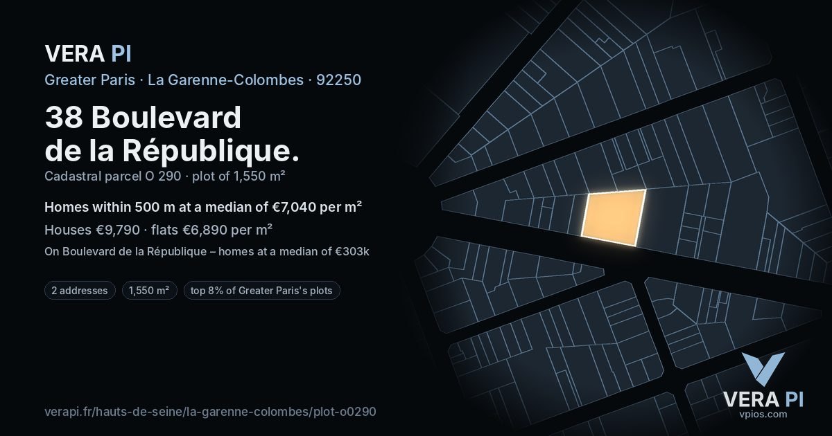 38 Boulevard de la République, La Garenne-Colombes at night – the plot lit, the parcels around coloured by the prices near them