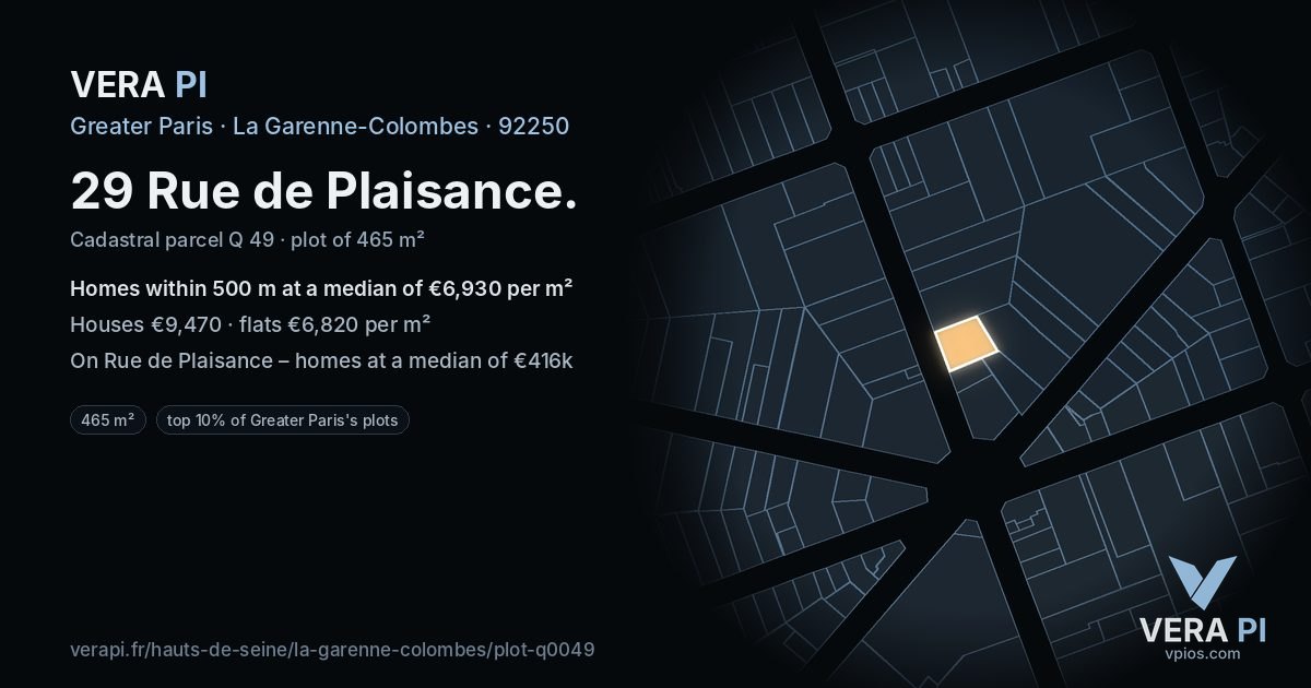 29 Rue de Plaisance, La Garenne-Colombes at night – the plot lit, the parcels around coloured by the prices near them