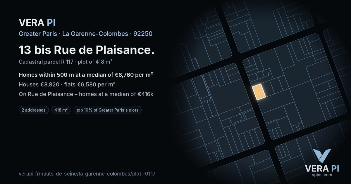13 bis Rue de Plaisance, La Garenne-Colombes at night – the plot lit, the parcels around coloured by the prices near them