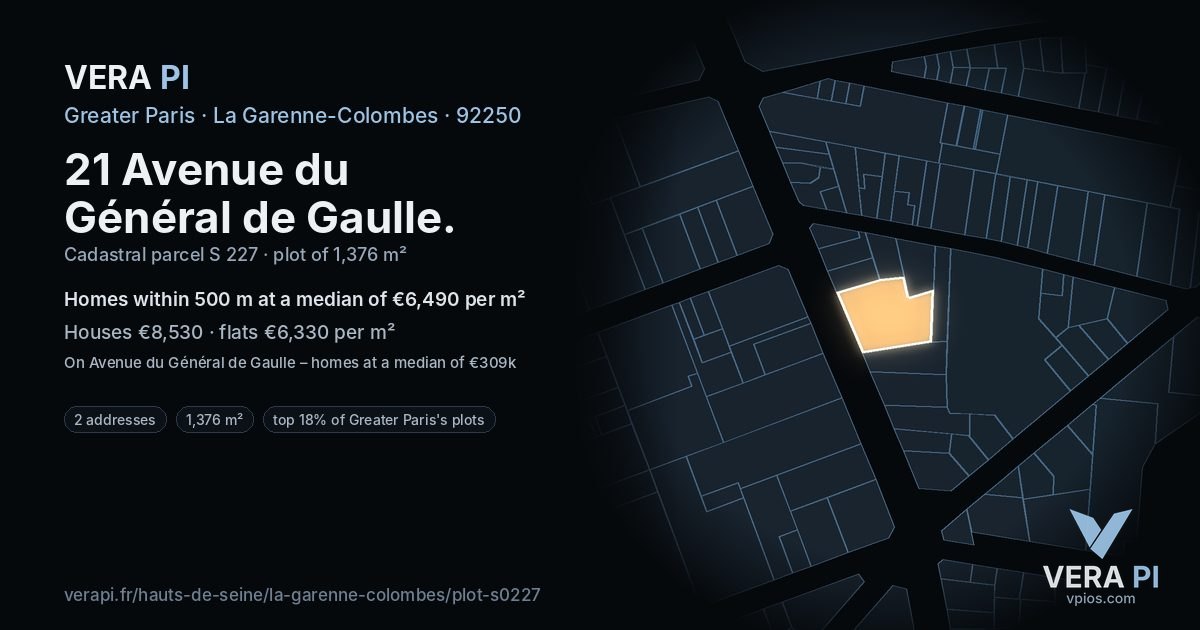 21 Avenue du Général de Gaulle, La Garenne-Colombes at night – the plot lit, the parcels around coloured by the prices near them