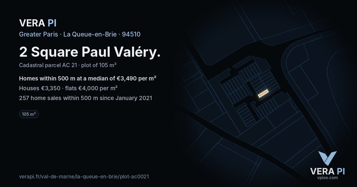 2 Square Paul Valéry, La Queue-en-Brie at night – the plot lit, the parcels around coloured by the prices near them