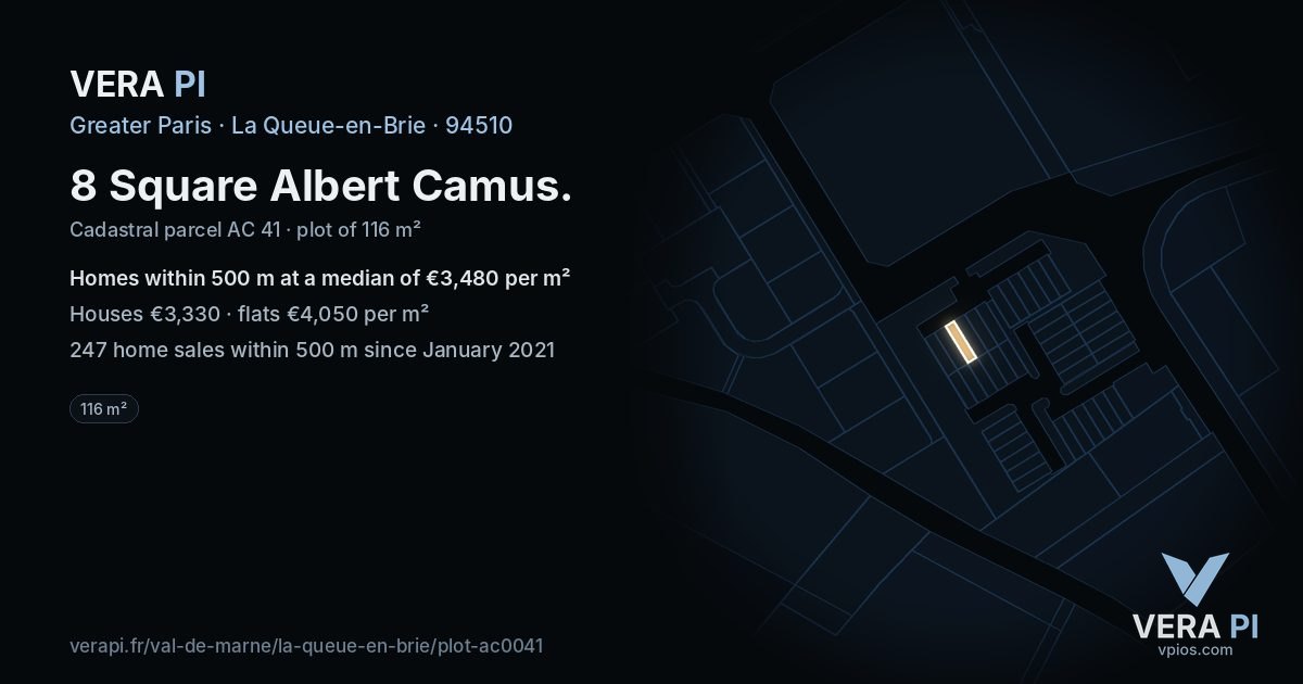 8 Square Albert Camus, La Queue-en-Brie at night – the plot lit, the parcels around coloured by the prices near them