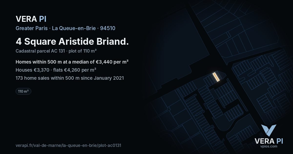 4 Square Aristide Briand, La Queue-en-Brie at night – the plot lit, the parcels around coloured by the prices near them