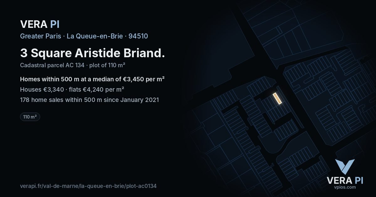 3 Square Aristide Briand, La Queue-en-Brie at night – the plot lit, the parcels around coloured by the prices near them