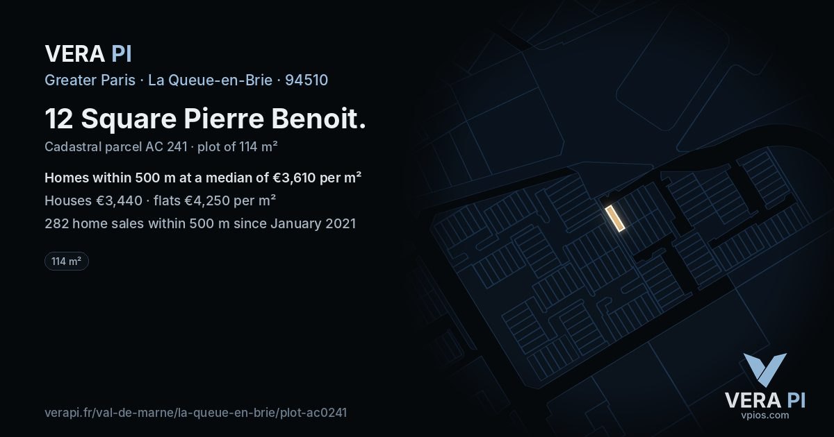 12 Square Pierre Benoit, La Queue-en-Brie at night – the plot lit, the parcels around coloured by the prices near them