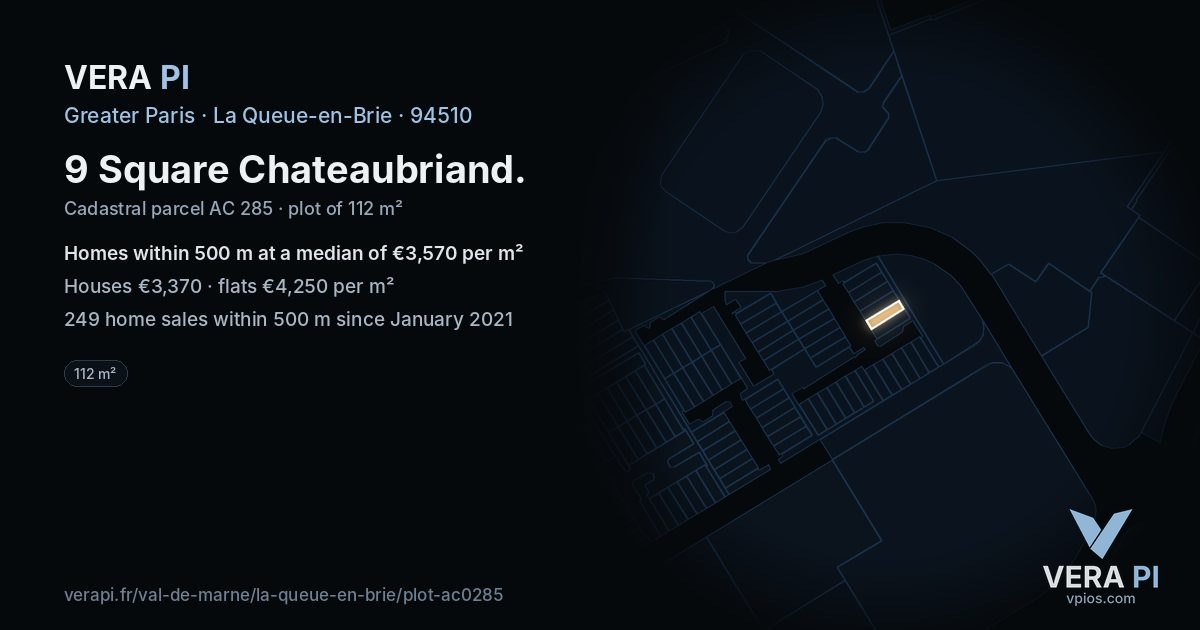 9 Square Chateaubriand, La Queue-en-Brie at night – the plot lit, the parcels around coloured by the prices near them