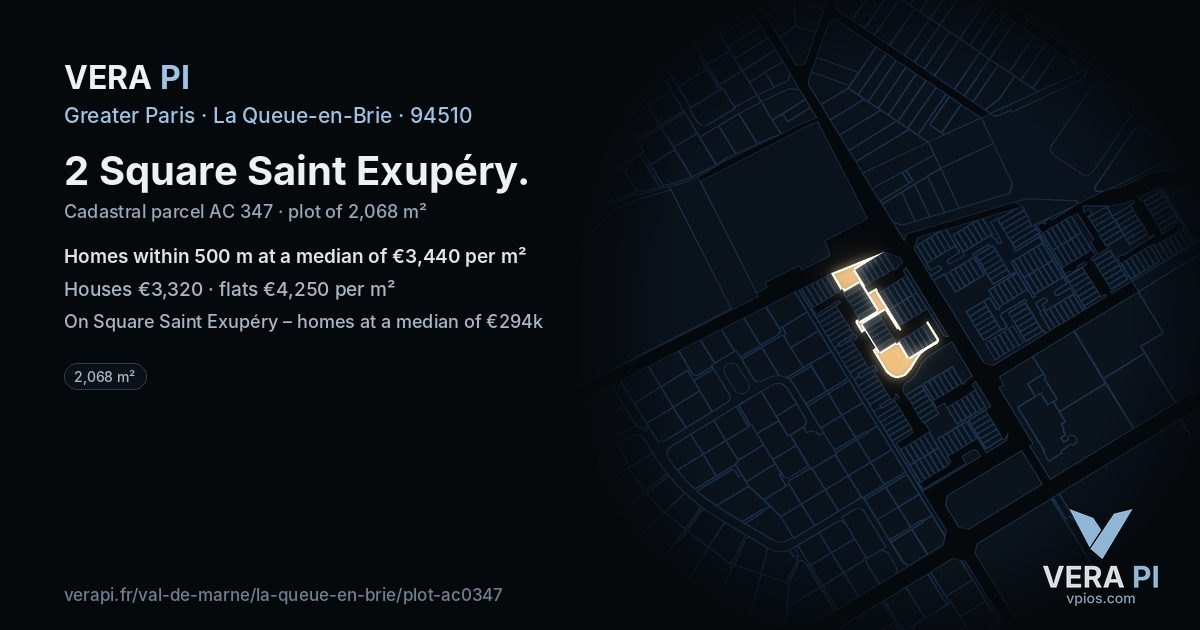 2 Square Saint Exupéry, La Queue-en-Brie at night – the plot lit, the parcels around coloured by the prices near them