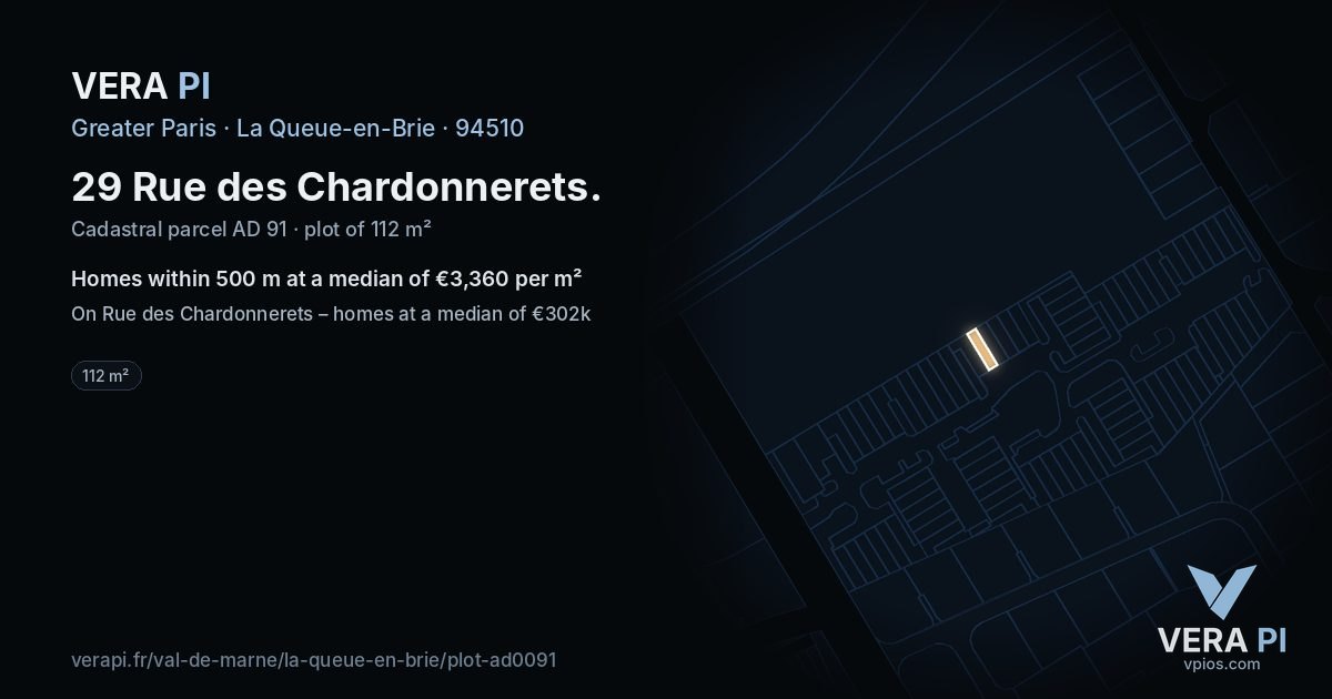 29 Rue des Chardonnerets, La Queue-en-Brie at night – the plot lit, the parcels around coloured by the prices near them