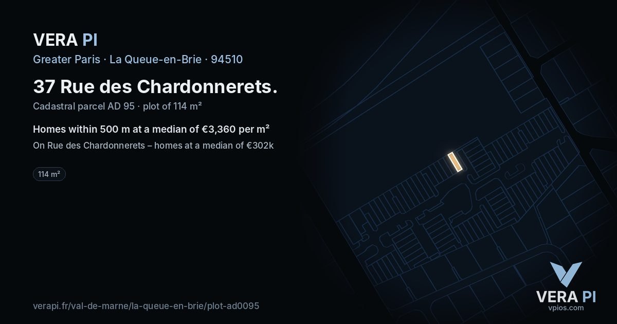 37 Rue des Chardonnerets, La Queue-en-Brie at night – the plot lit, the parcels around coloured by the prices near them