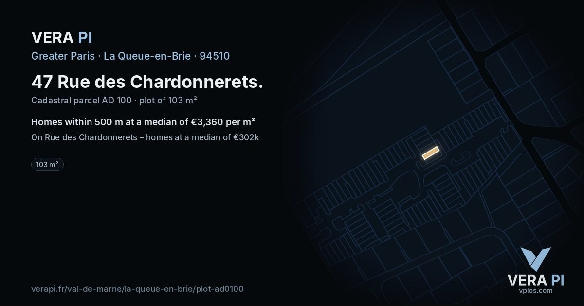 47 Rue des Chardonnerets, La Queue-en-Brie at night – the plot lit, the parcels around coloured by the prices near them