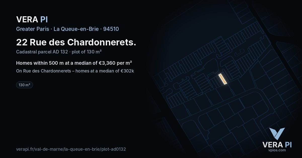 22 Rue des Chardonnerets, La Queue-en-Brie at night – the plot lit, the parcels around coloured by the prices near them