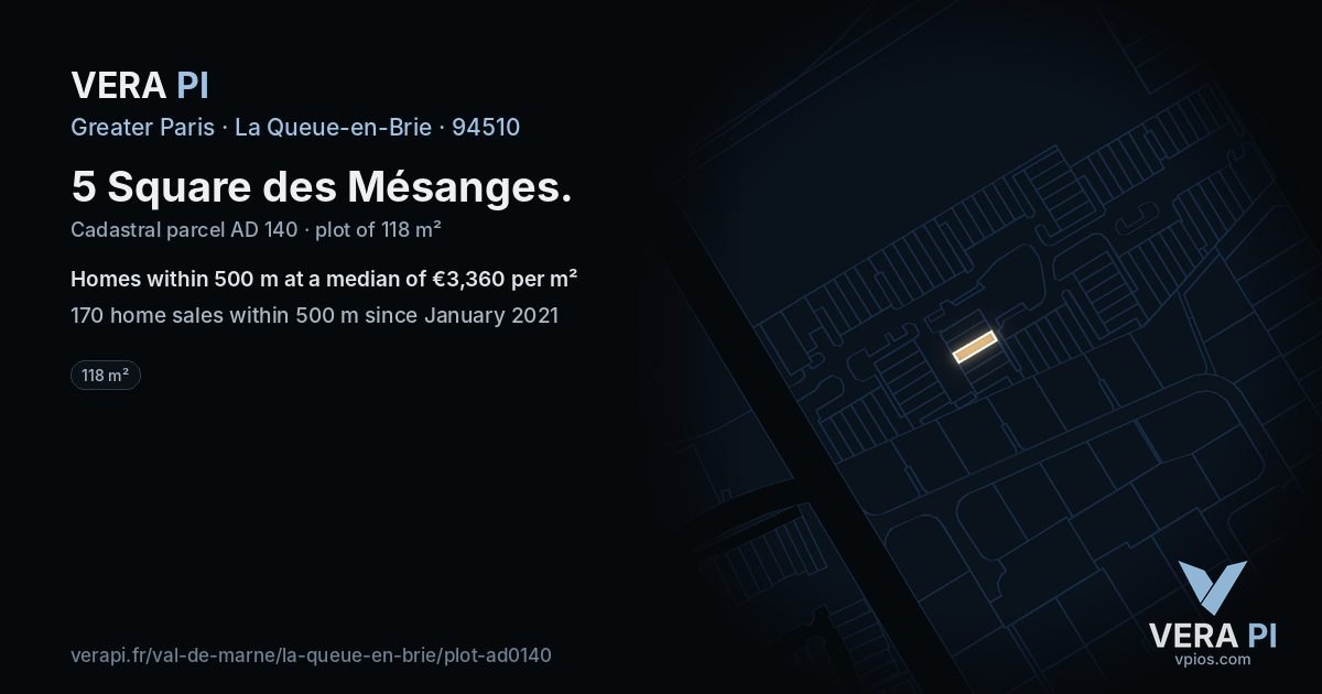 5 Square des Mésanges, La Queue-en-Brie at night – the plot lit, the parcels around coloured by the prices near them
