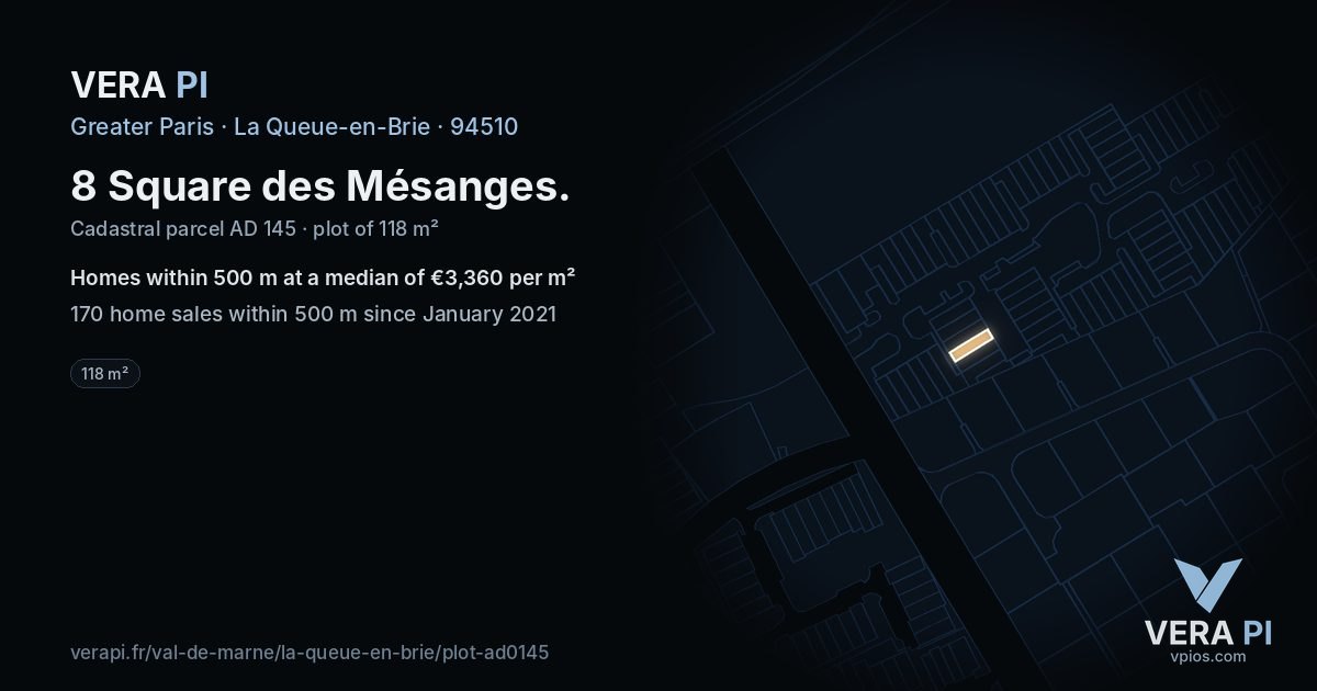 8 Square des Mésanges, La Queue-en-Brie at night – the plot lit, the parcels around coloured by the prices near them