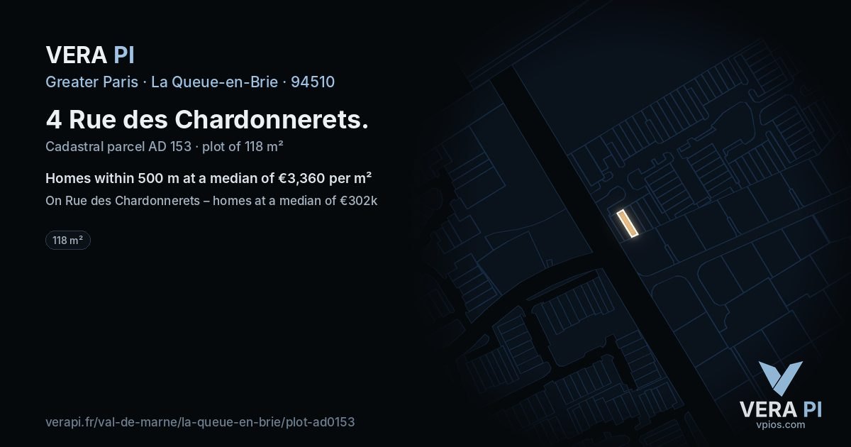 4 Rue des Chardonnerets, La Queue-en-Brie at night – the plot lit, the parcels around coloured by the prices near them