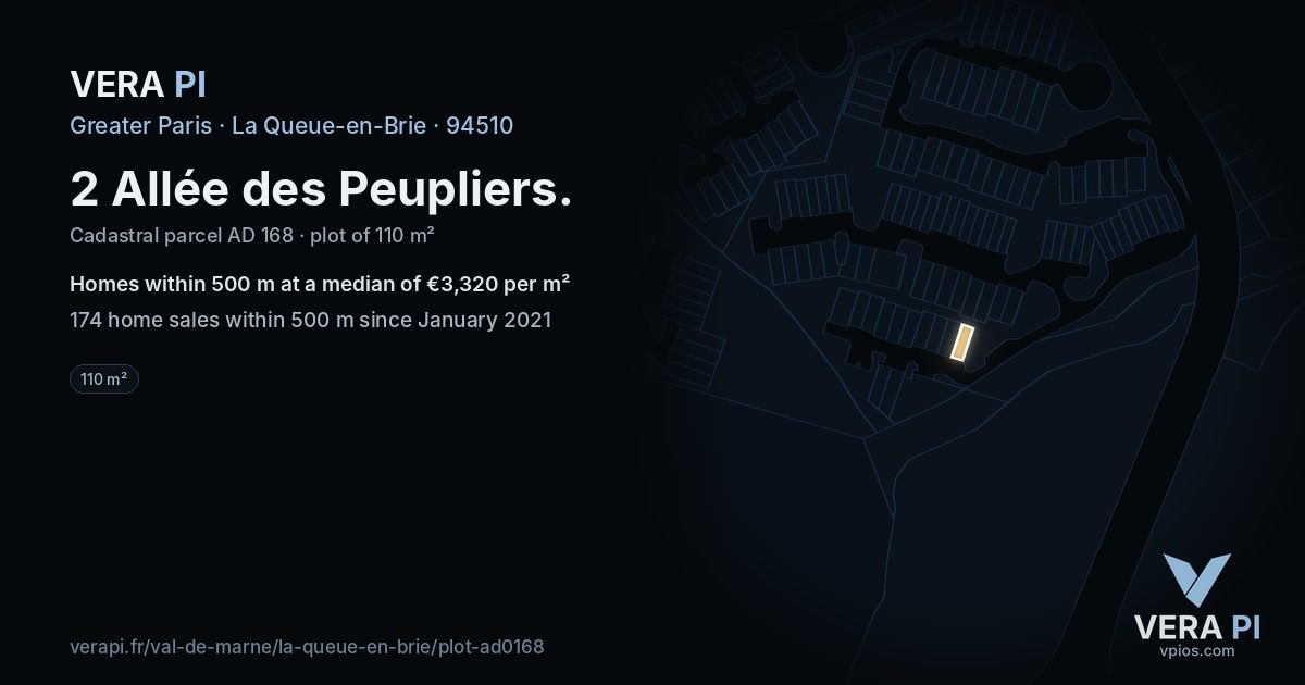 2 Allée des Peupliers, La Queue-en-Brie at night – the plot lit, the parcels around coloured by the prices near them