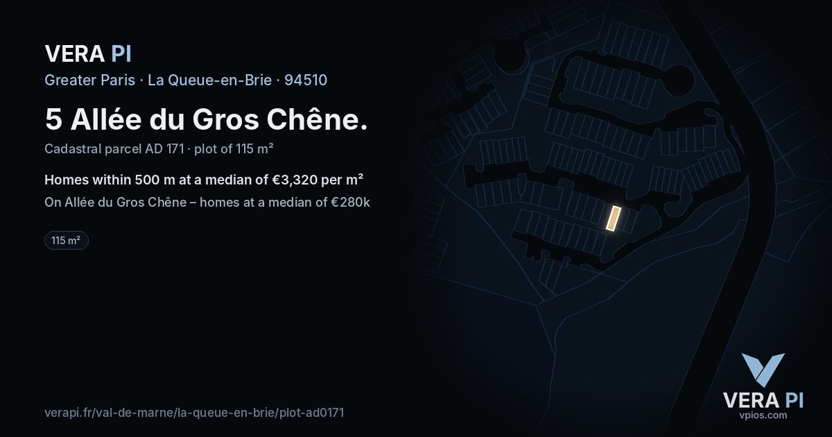5 Allée du Gros Chêne, La Queue-en-Brie at night – the plot lit, the parcels around coloured by the prices near them