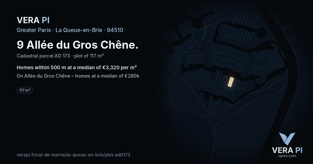 9 Allée du Gros Chêne, La Queue-en-Brie at night – the plot lit, the parcels around coloured by the prices near them