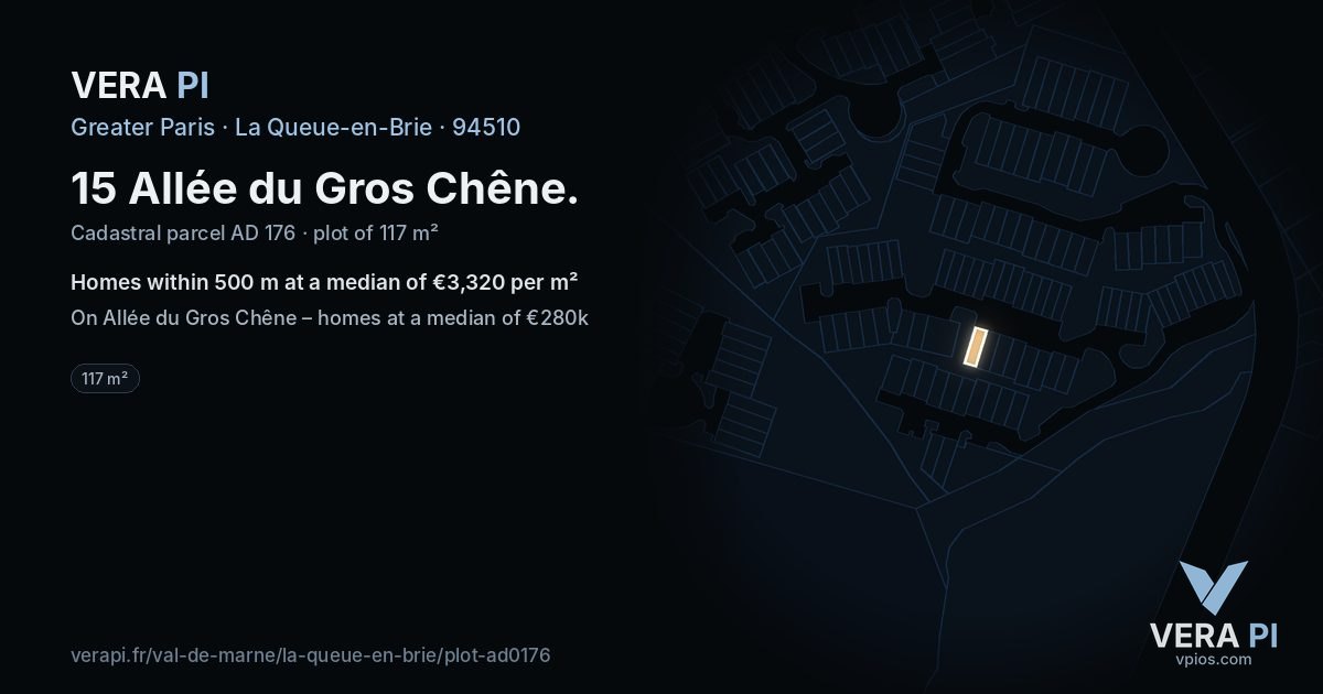 15 Allée du Gros Chêne, La Queue-en-Brie at night – the plot lit, the parcels around coloured by the prices near them