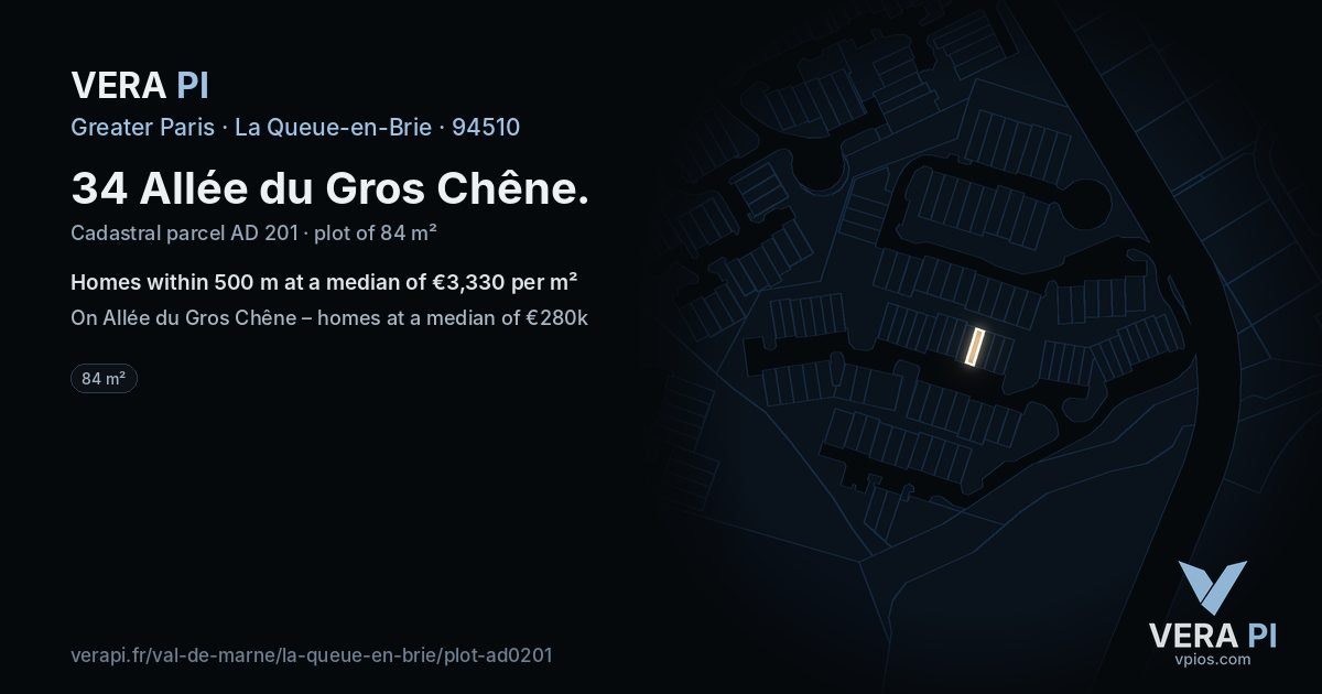 34 Allée du Gros Chêne, La Queue-en-Brie at night – the plot lit, the parcels around coloured by the prices near them