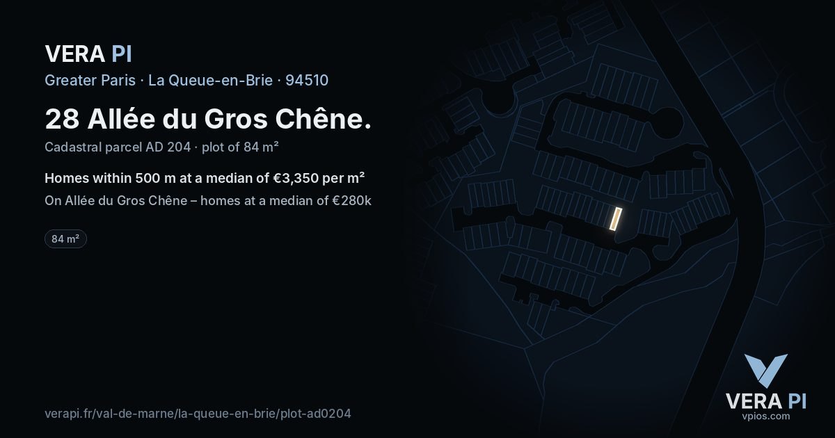 28 Allée du Gros Chêne, La Queue-en-Brie at night – the plot lit, the parcels around coloured by the prices near them