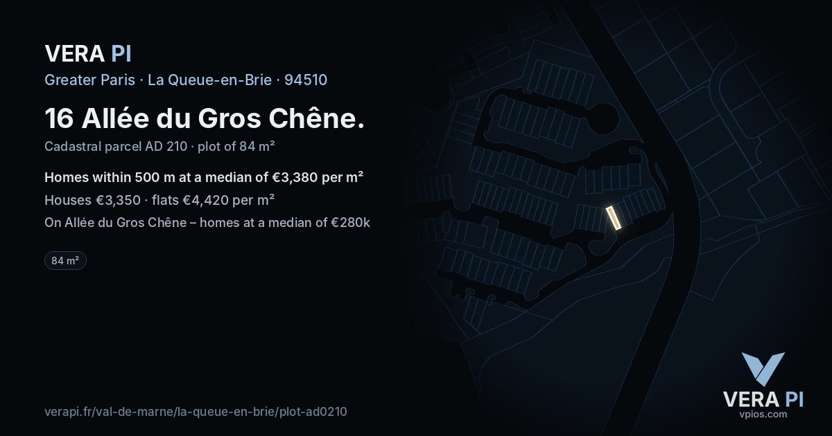 16 Allée du Gros Chêne, La Queue-en-Brie at night – the plot lit, the parcels around coloured by the prices near them