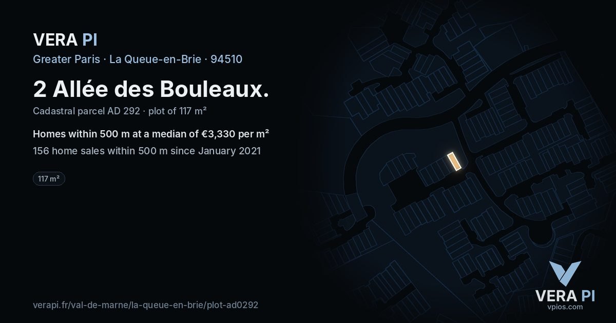 2 Allée des Bouleaux, La Queue-en-Brie at night – the plot lit, the parcels around coloured by the prices near them