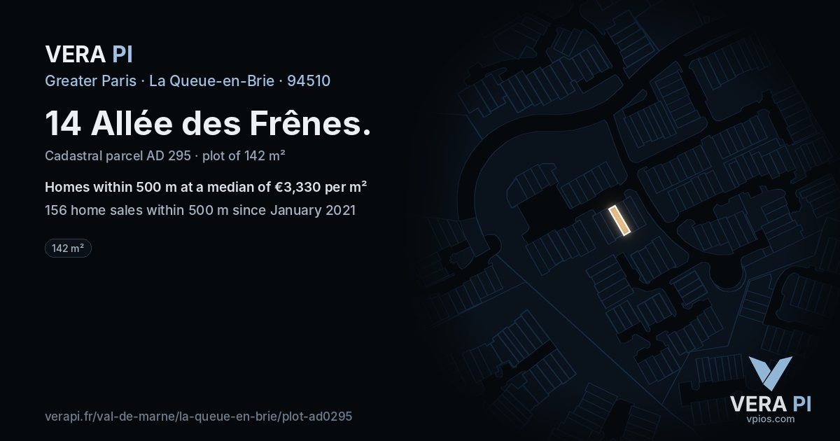 14 Allée des Frênes, La Queue-en-Brie at night – the plot lit, the parcels around coloured by the prices near them