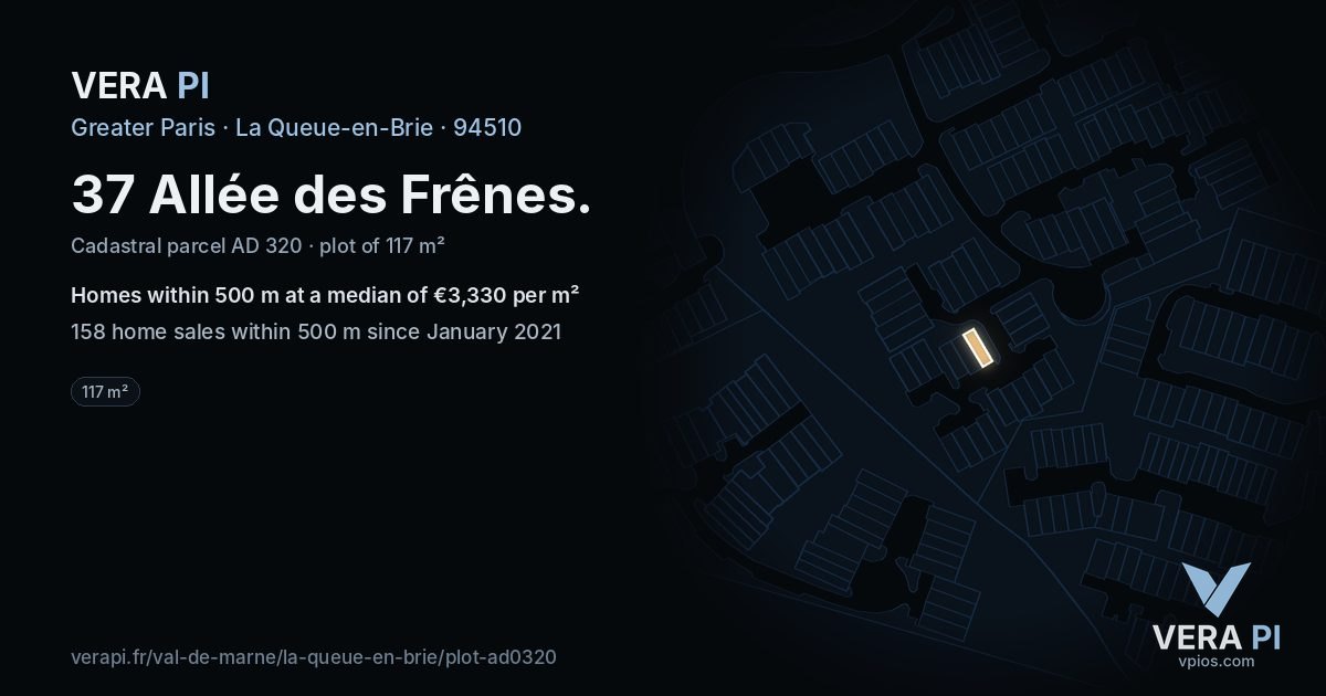 37 Allée des Frênes, La Queue-en-Brie at night – the plot lit, the parcels around coloured by the prices near them