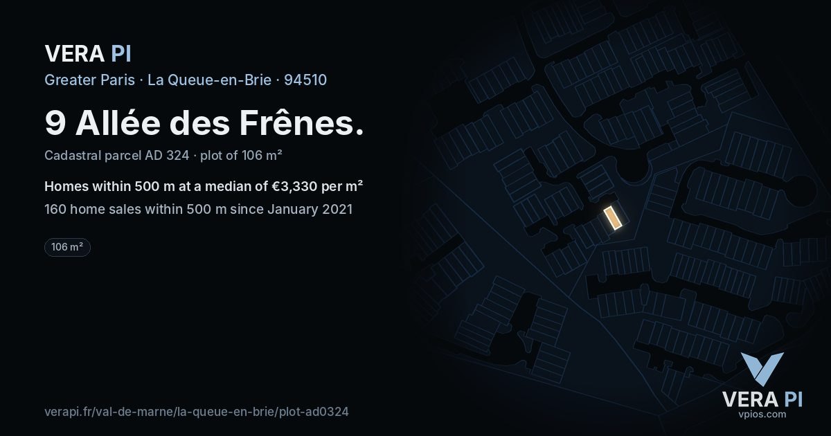 9 Allée des Frênes, La Queue-en-Brie at night – the plot lit, the parcels around coloured by the prices near them