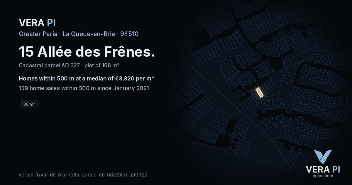 15 Allée des Frênes, La Queue-en-Brie at night – the plot lit, the parcels around coloured by the prices near them