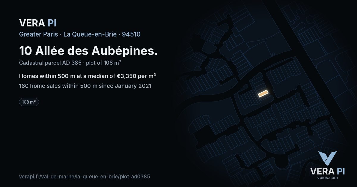 10 Allée des Aubépines, La Queue-en-Brie at night – the plot lit, the parcels around coloured by the prices near them