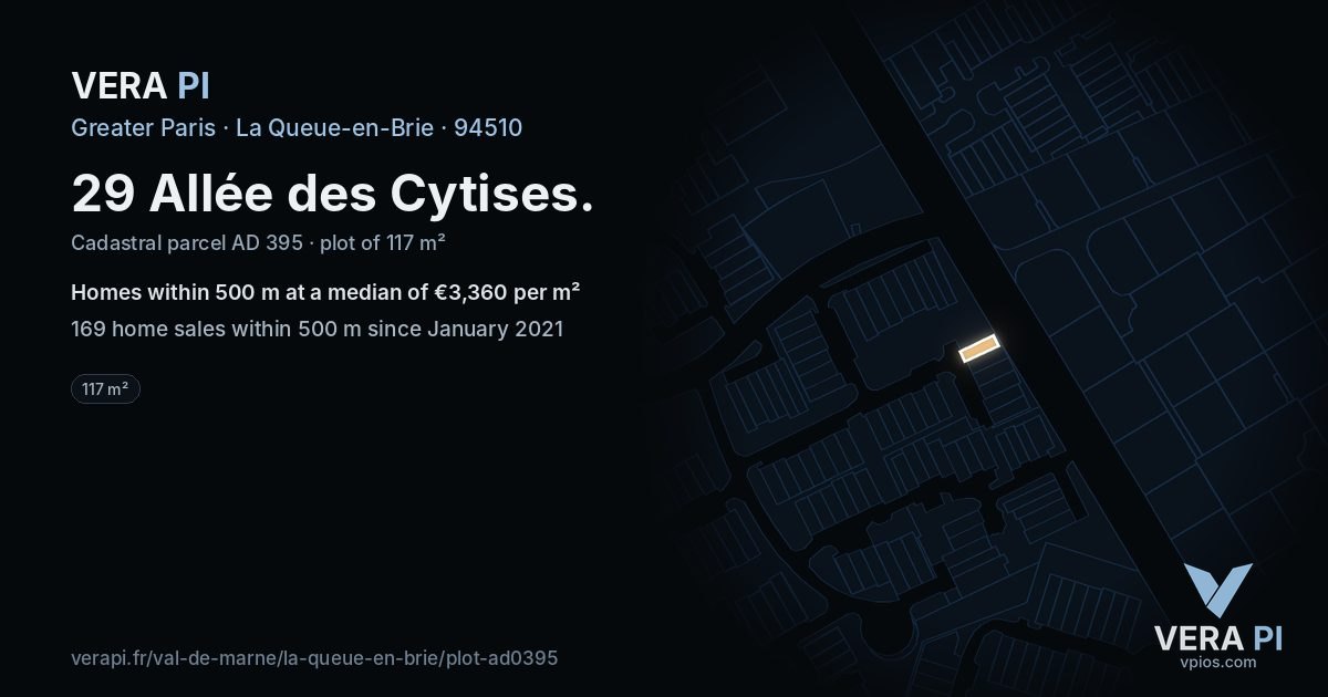 29 Allée des Cytises, La Queue-en-Brie at night – the plot lit, the parcels around coloured by the prices near them